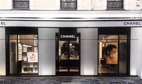 Boutique CHANEL nice .